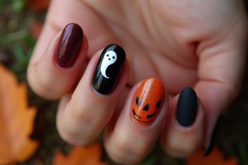 autumn inspired spooky nail designs